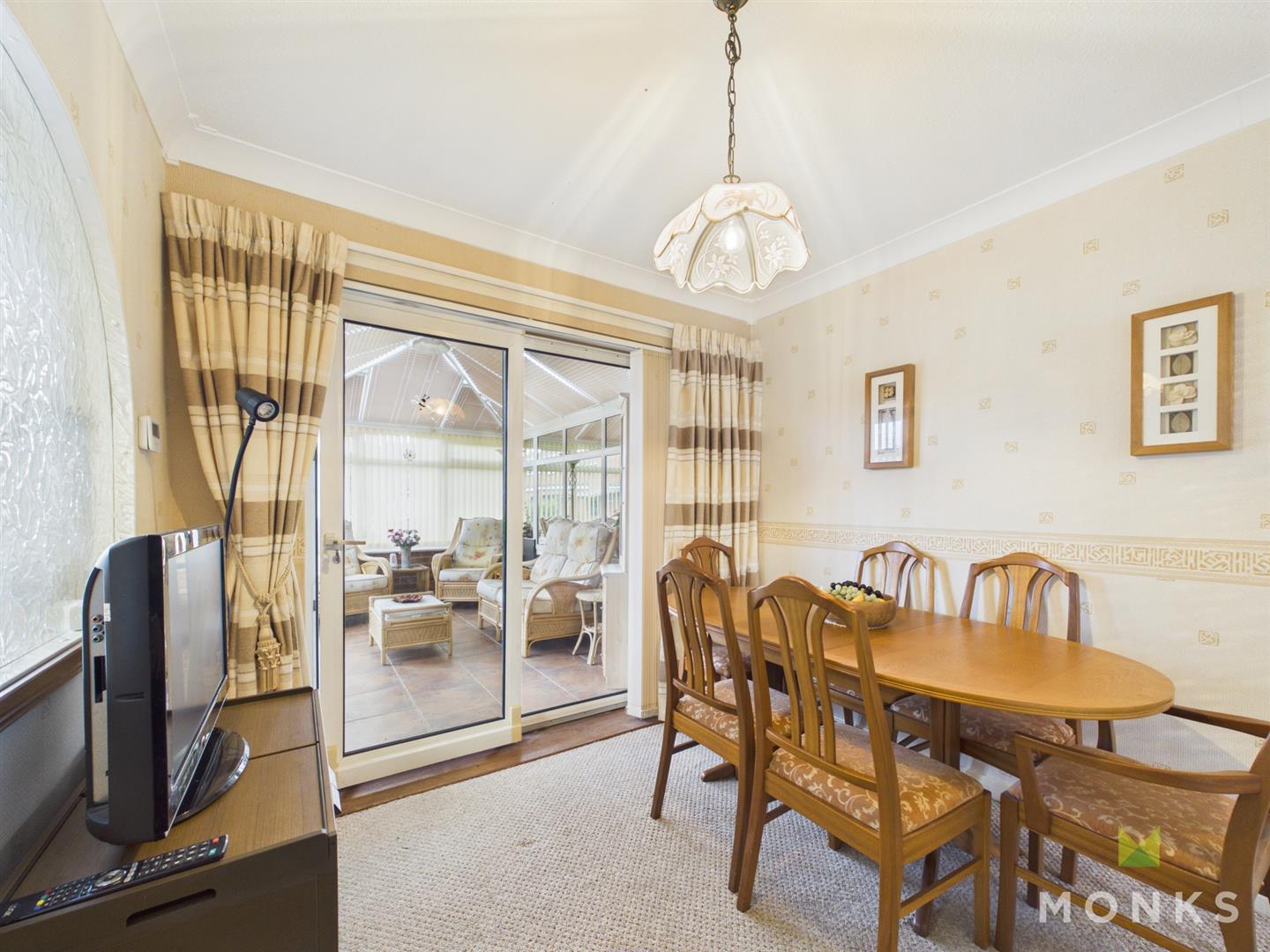 11 Whittington Close, Shrewsbury, SY1 4TG For Sale